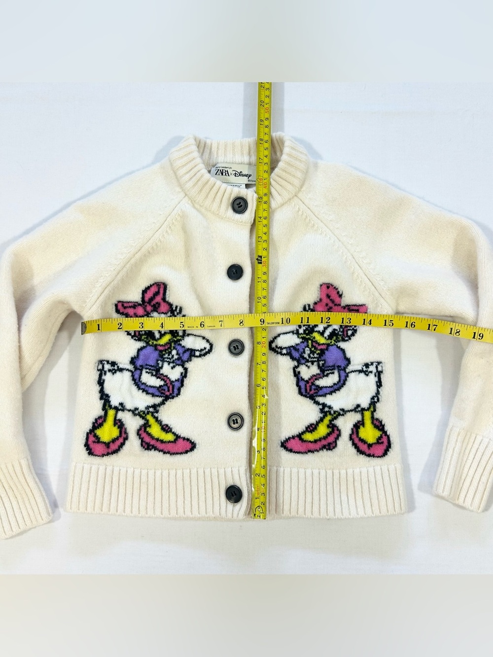 Zara x Harry Lambert Women’s Small Disney Daisy Duck Wool Cardigan Intarsia Ecru - Picture 2 of 10